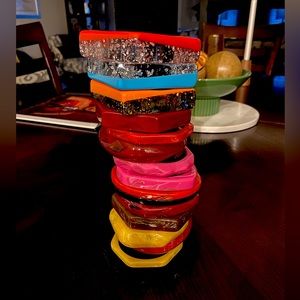 Vintage Sassy Jones Bangles - Set of 15 *NEVER WORN*